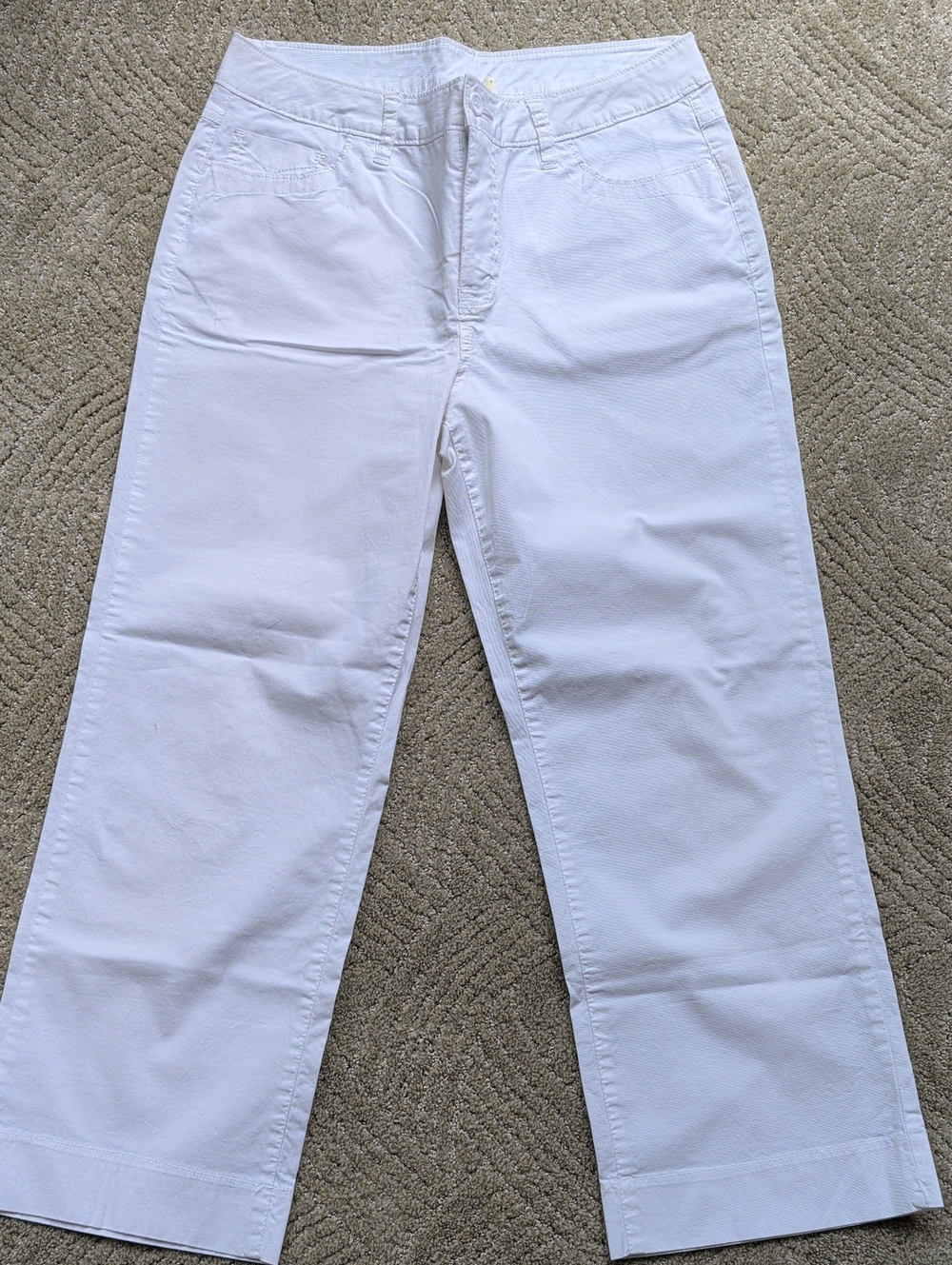 Casual Studio Women's White Casual Pants - Classic Straight Fit